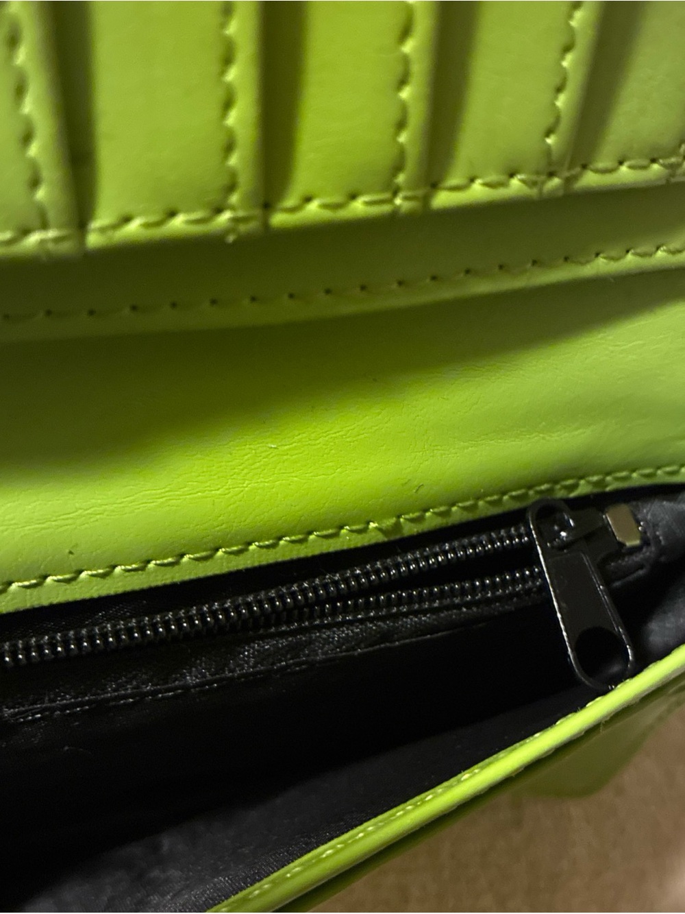 Shag Wear Vintage Hummingbird Large Bird Woman’s Wallet Faux Leather 7" Lime NEW - Picture 6 of 15